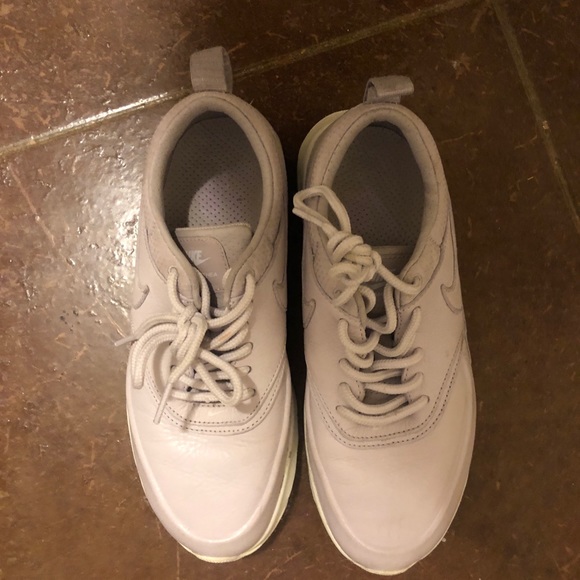 nike - Picture 3 of 4